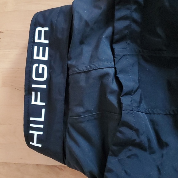 Tommy Filfiger Women's Jacket with hood - Picture 7 of 9